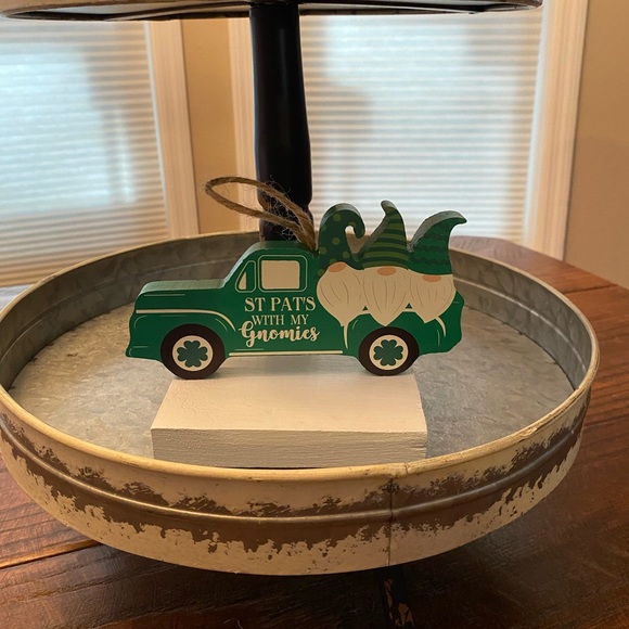 St. Patricks Day Tier Tray Decor Set Of 2, Farmhouse Gnome Truck & Shamrocks - Picture 16 of 16
